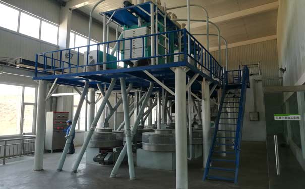 石磨面粉設(shè)備.jpg 石磨面粉設(shè)備.jpg